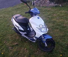 132 Apollo scooter 49cc