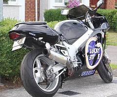 Suzuki 750 GSXR SRAD