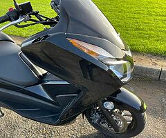 2013 Honda Forza - Image 5/10