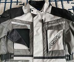 RST Pro series adventure jacket like new - Image 8/8