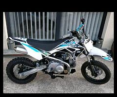 STOMP JUICE BOX 90cc 4STROKE AUTOMATIC PIT BIKE FOR SALE