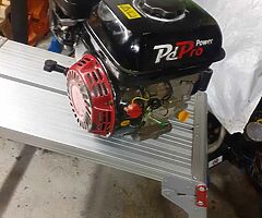 Kart engine with new clutch