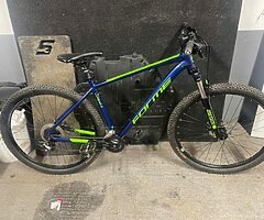 Curbar 2 Mountain bike