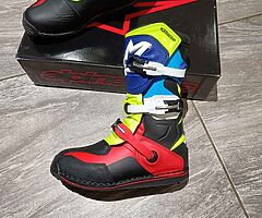 Alpinestars Tech T trials boots