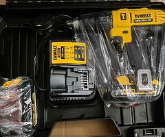 Dewalt  cordless  drill 18volt  brand new