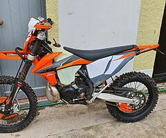 2021 KTM 300