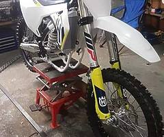 Husky fc450 rolling chassis