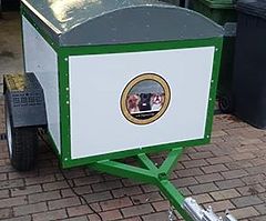 Dog trailer