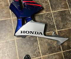 Honda cbr600rr side fairing