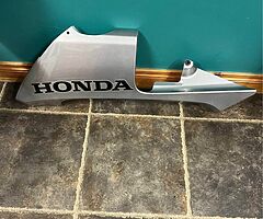 Honda cbr600rr side fairing - Image 4/9