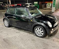 2004 MINI Cooper