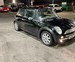 2004 MINI Cooper