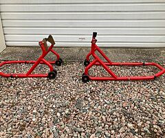 Front and Rear Paddock Stands