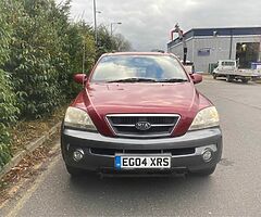 2004 Kia Sorento - Image 6/10