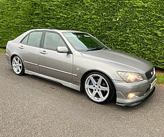 2003 Lexus IS 200 - Image 9/10