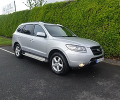 HYUNDAI SANTA FE 2.2 DIESEL 7 SEATERS - Image 6/9