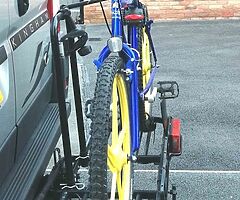 Towbar mounted 2 bike rack