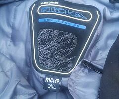 Richa touring motorbike jacket and trousers - Image 3/4