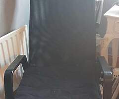 Desk chair