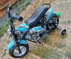 Child's fully electric dirt bike