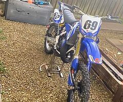 Yz125