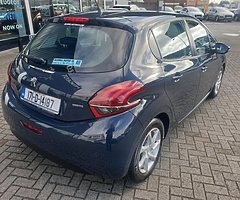 Peugeot 208 Diesel *Low Mileage* - Image 8/10