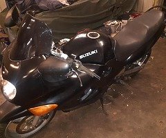 Suzuki 600 gsx - Image 4/5