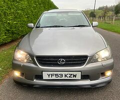 2003 Lexus IS 200 - Image 8/10