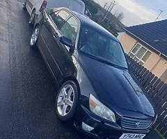 2001 Lexus IS 200