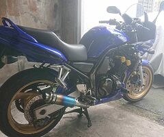 2002 Yamaha Fazer - Image 5/7