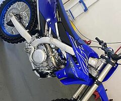 Yz450f 2022 model 
No time wasters not a penny less than 8k
Need 250 for track