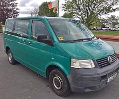 Calls only [hidden information]/ 2005 volkswagen shuttle 9 seater 2.5 automatic - Image 1/9