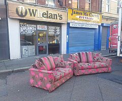 3 and 2 seater sofa in a tan and pink fabric LITERALLY IN NEW CONDITION - Image 7/10