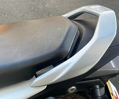 2017 Honda CB - Image 7/10