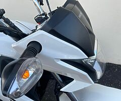 2017 Honda CB - Image 9/10