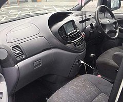 Toyota previa 2.0 diesel - Image 6/8