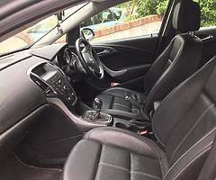 2013 Vauxhall Astra Eilte - Image 4/6