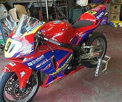 2005 Honda CBR - Image 5/10