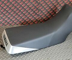 2007 Yamaha banshee Seat & front bumper wanted