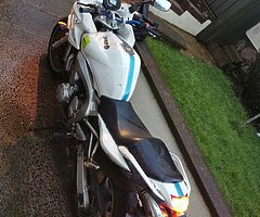 2004 Yamaha FZ6 - Image 8/9