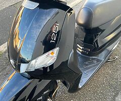 2018 Peugeot Tweet 125 - Image 7/8