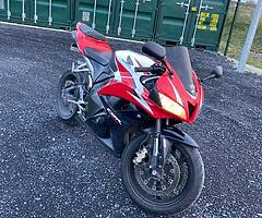 CBR 600 RR - Image 4/7