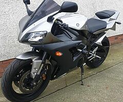 Yamaha R1 2003 18k miles (£3,000)