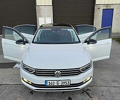 Volkswagen Passat - Image 10/10