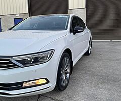 Volkswagen Passat - Image 3/10