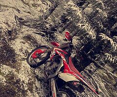 2014 Honda CRF - Image 7/8