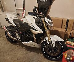 2011 gsr 750 - Image 7/8