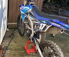 YZF 250