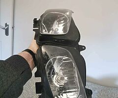 FZ1 headlight unit MINT CONDITION - Image 4/4