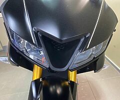 2022 Yamaha YZF-R - Image 8/10